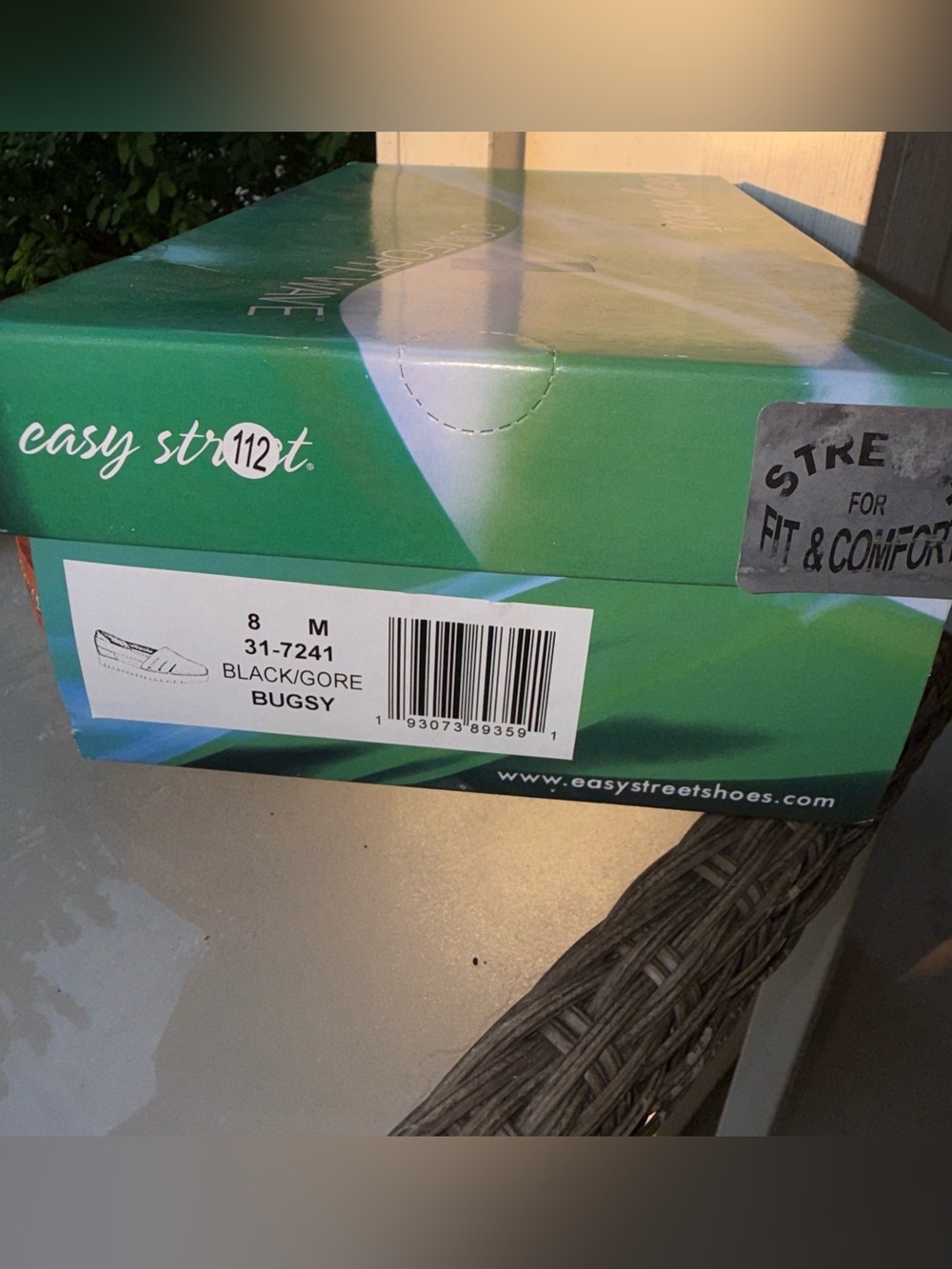 NEW Easy Street “Bugsy” Black Slip-On Casual Loafers with White Sole - Size 8 - Picture 4 of 8